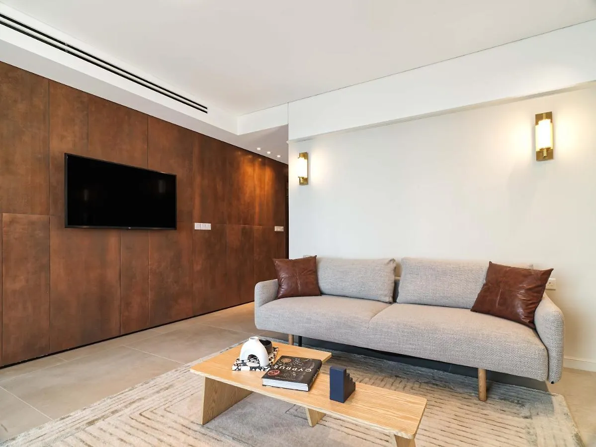 Liv Mackenzie Beach Suites Larnaca Adults Only アパートホテル