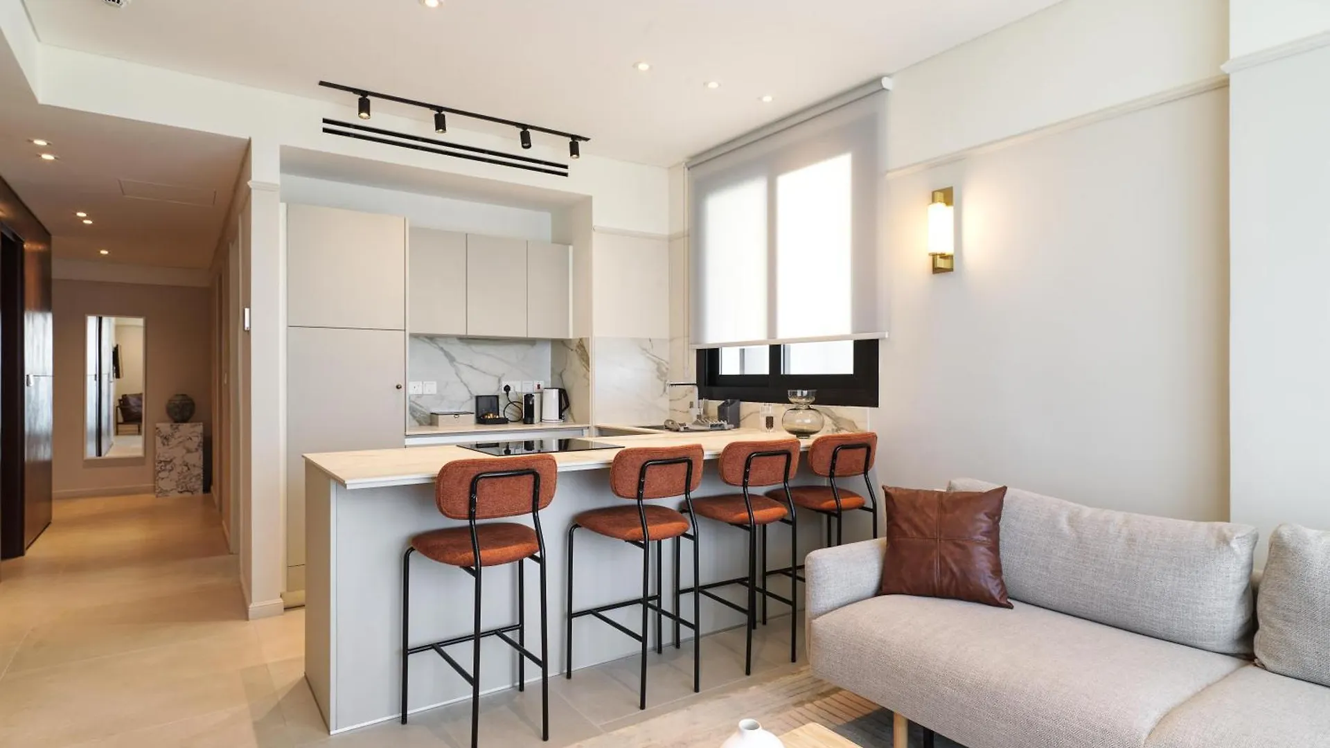 Liv Mackenzie Beach Suites Larnaca Adults Only 0*,